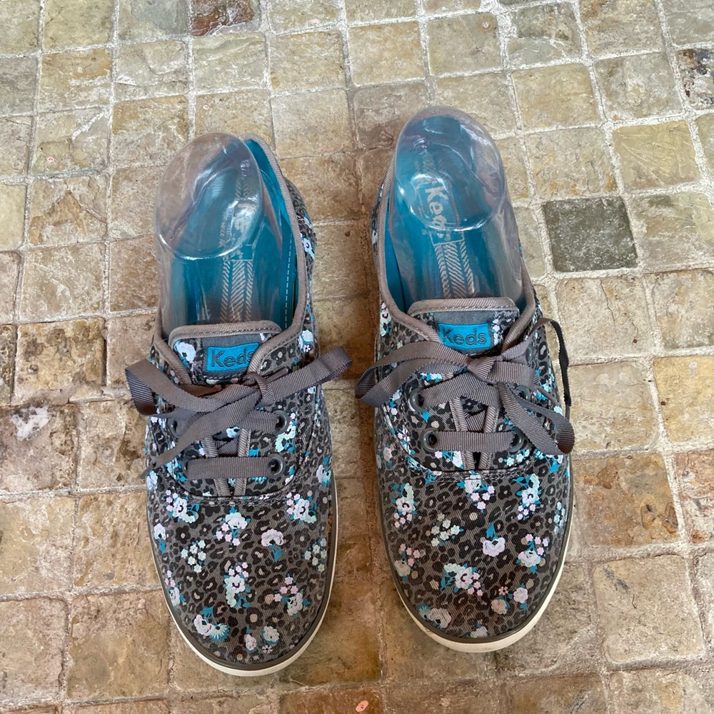 💛Gray Cheetah print Keds